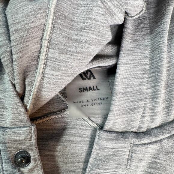 VRST Men's Small Gray Pullover Long Sleeve Hoodie Stretch Training Workout - Picture 5 of 9